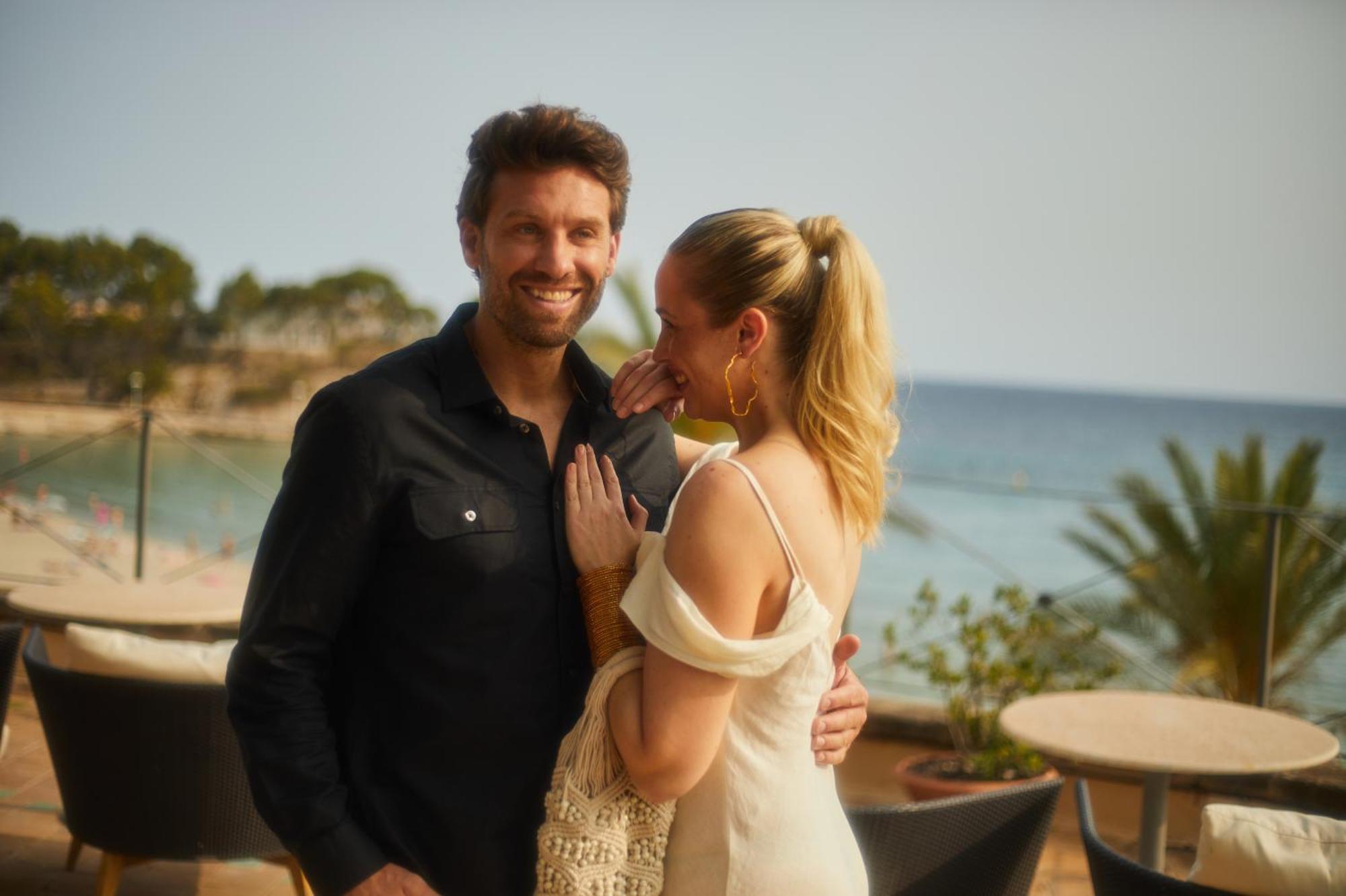 Secrets Mallorca Villamil Resort & Spa - Adults Only Peguera Exteriér fotografie Minka Kelly and Matthew Settle