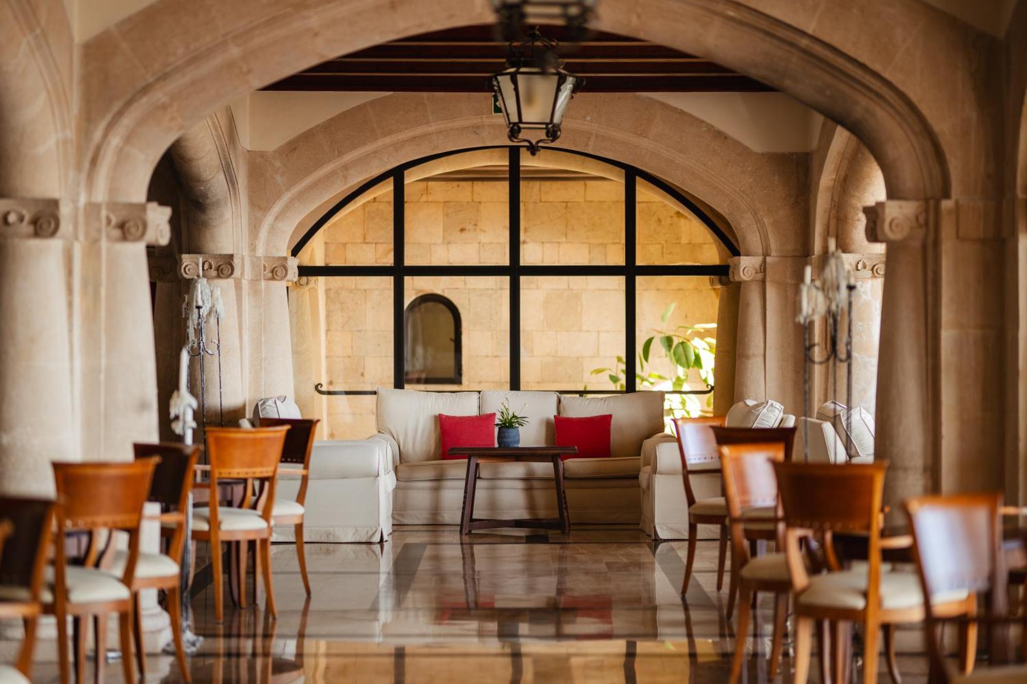 Secrets Mallorca Villamil Resort & Spa - Adults Only Peguera Exteriér fotografie The lobby of the hotel